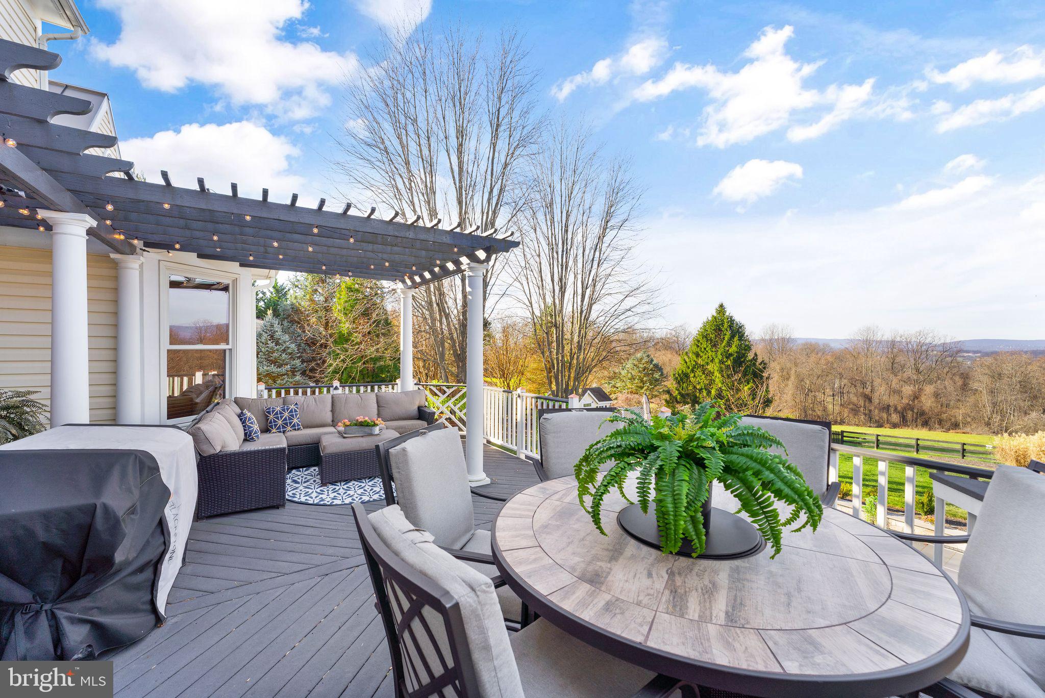 19085 Foxgreen Cir