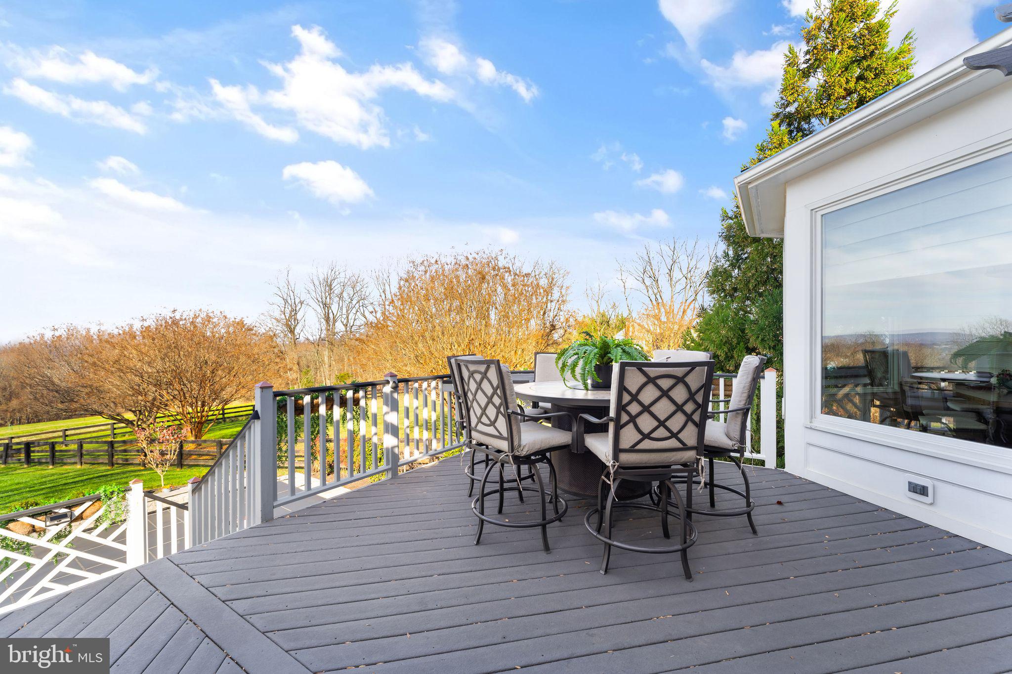 19085 Foxgreen Cir