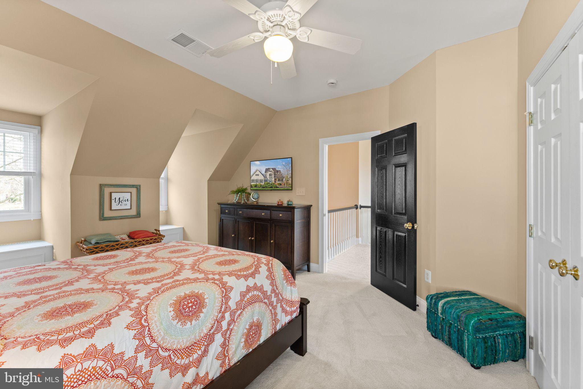 19085 Foxgreen Cir