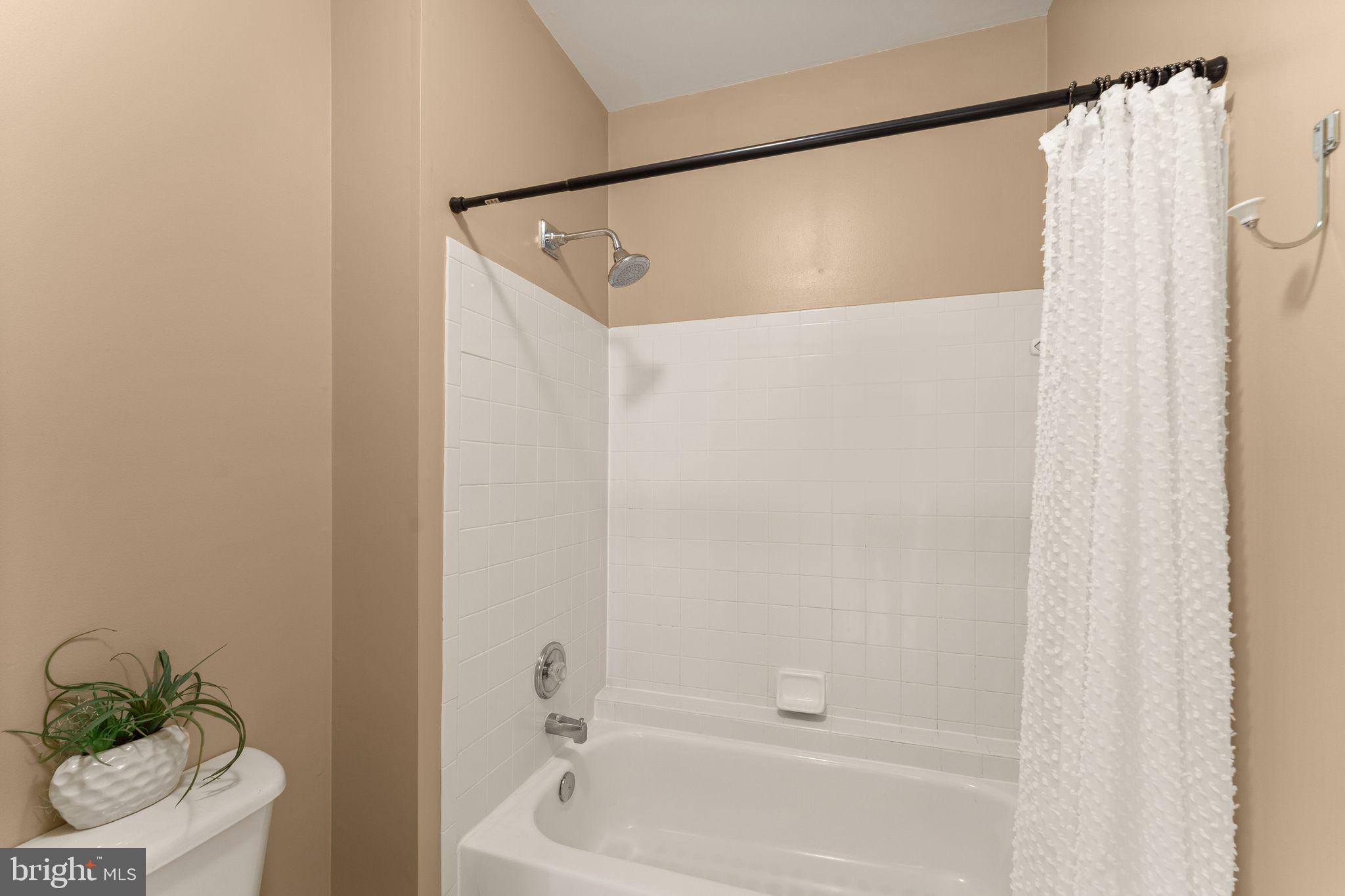 19085 Foxgreen Cir