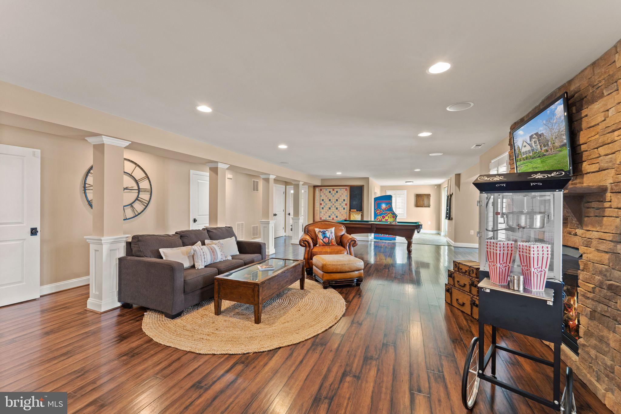 19085 Foxgreen Cir