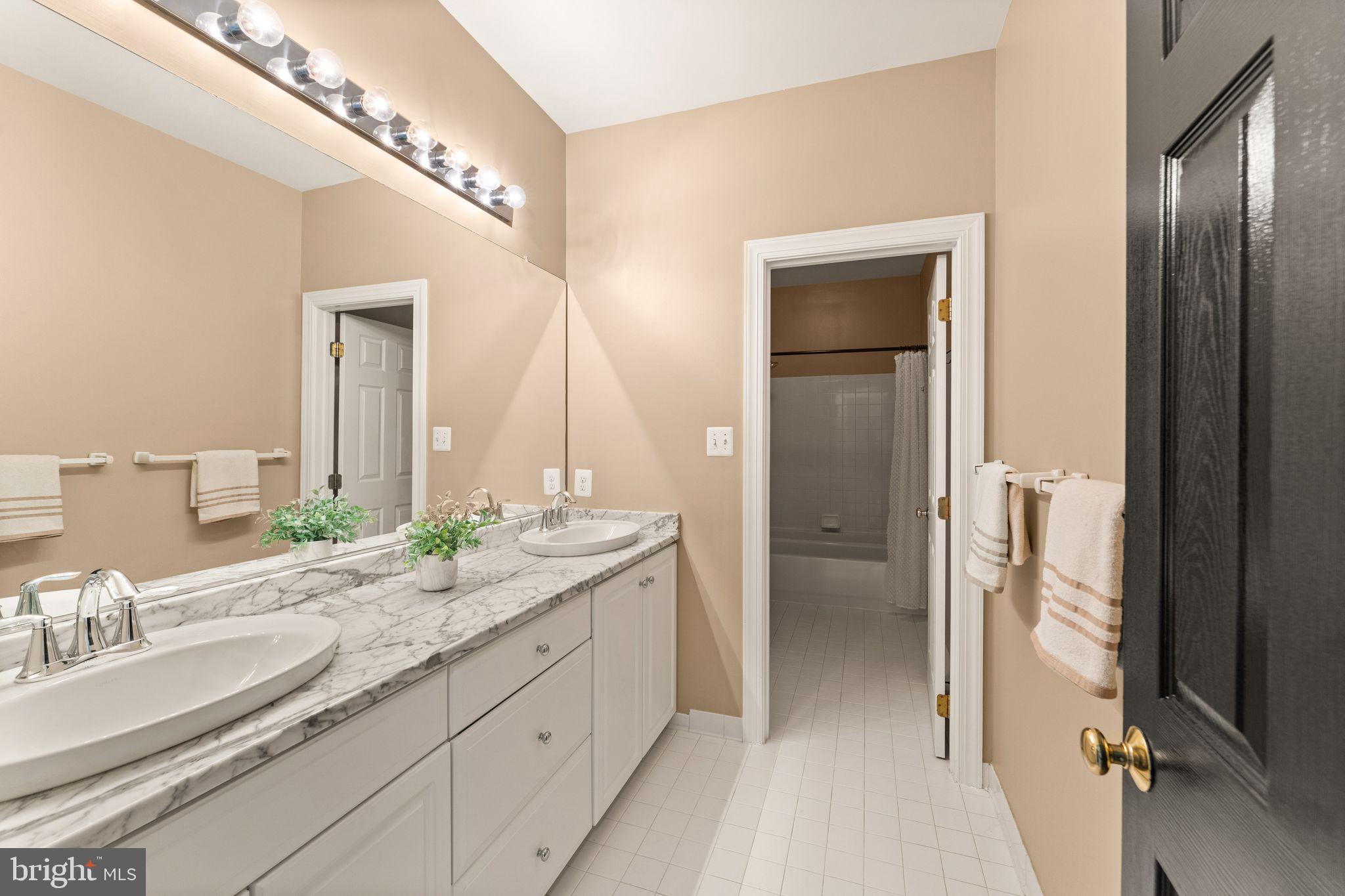 19085 Foxgreen Cir