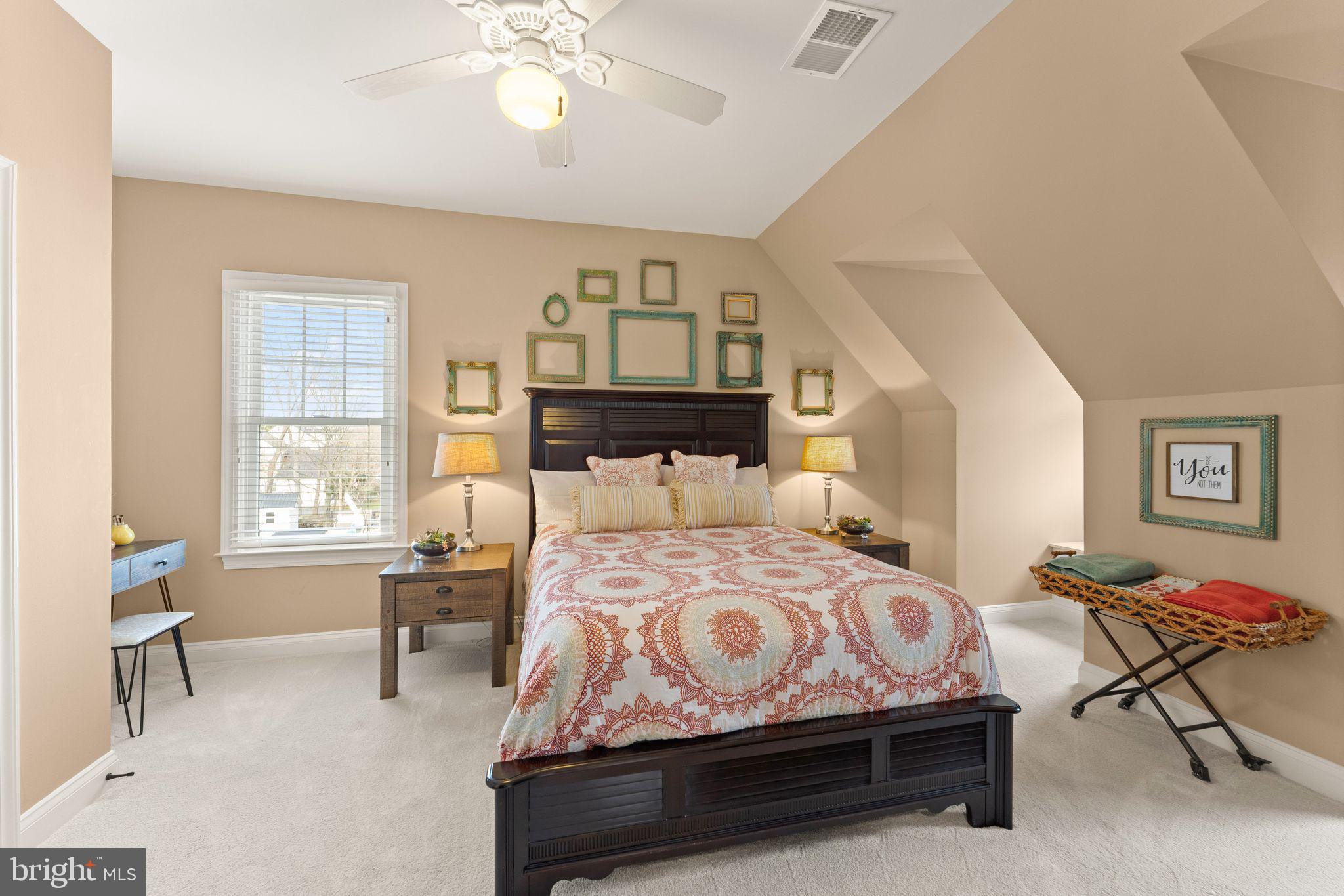 19085 Foxgreen Cir