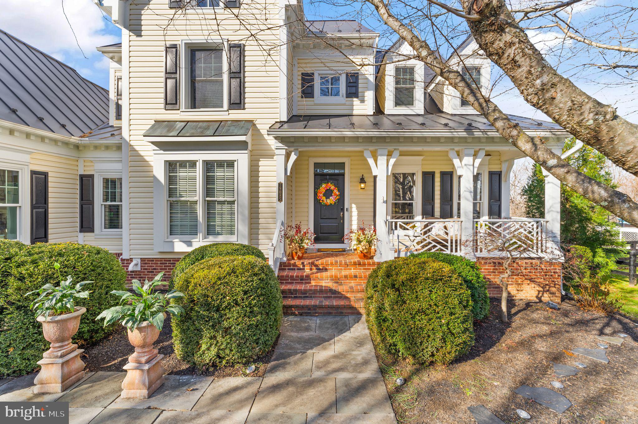 19085 Foxgreen Cir
