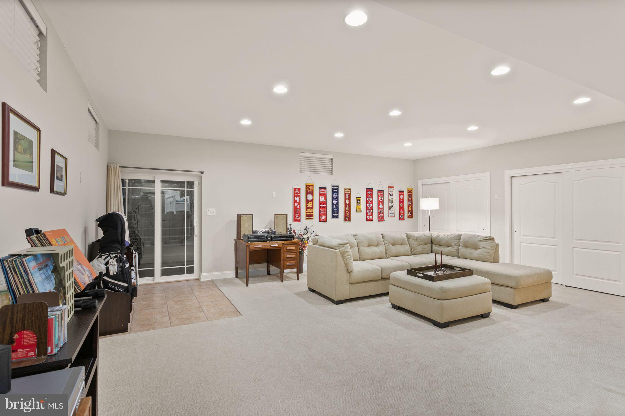 490 Marshall Dr NE