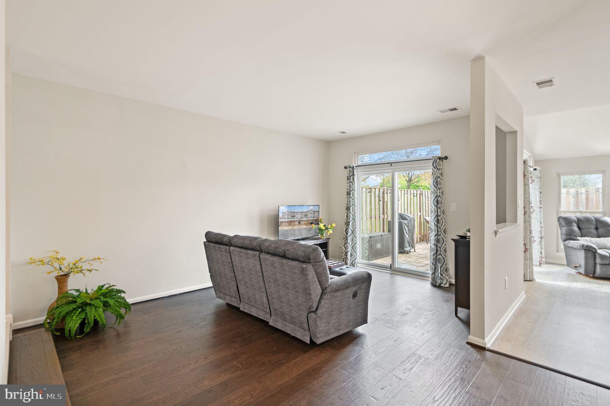 44146 Shady Glen Ter