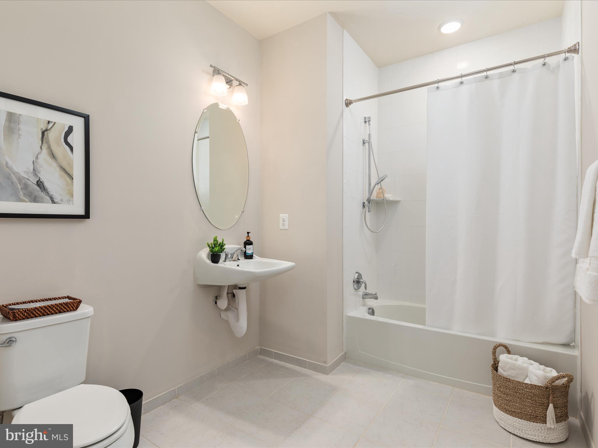 1002 Ribbon Limestone Ter SE