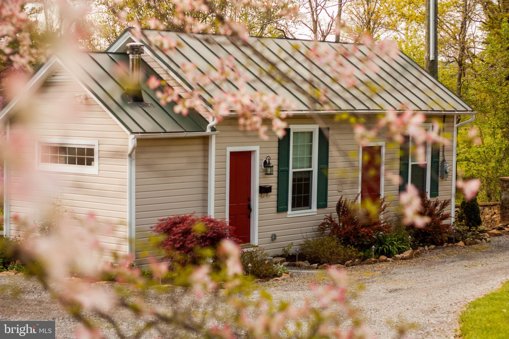 35399 Snickersville Tpke