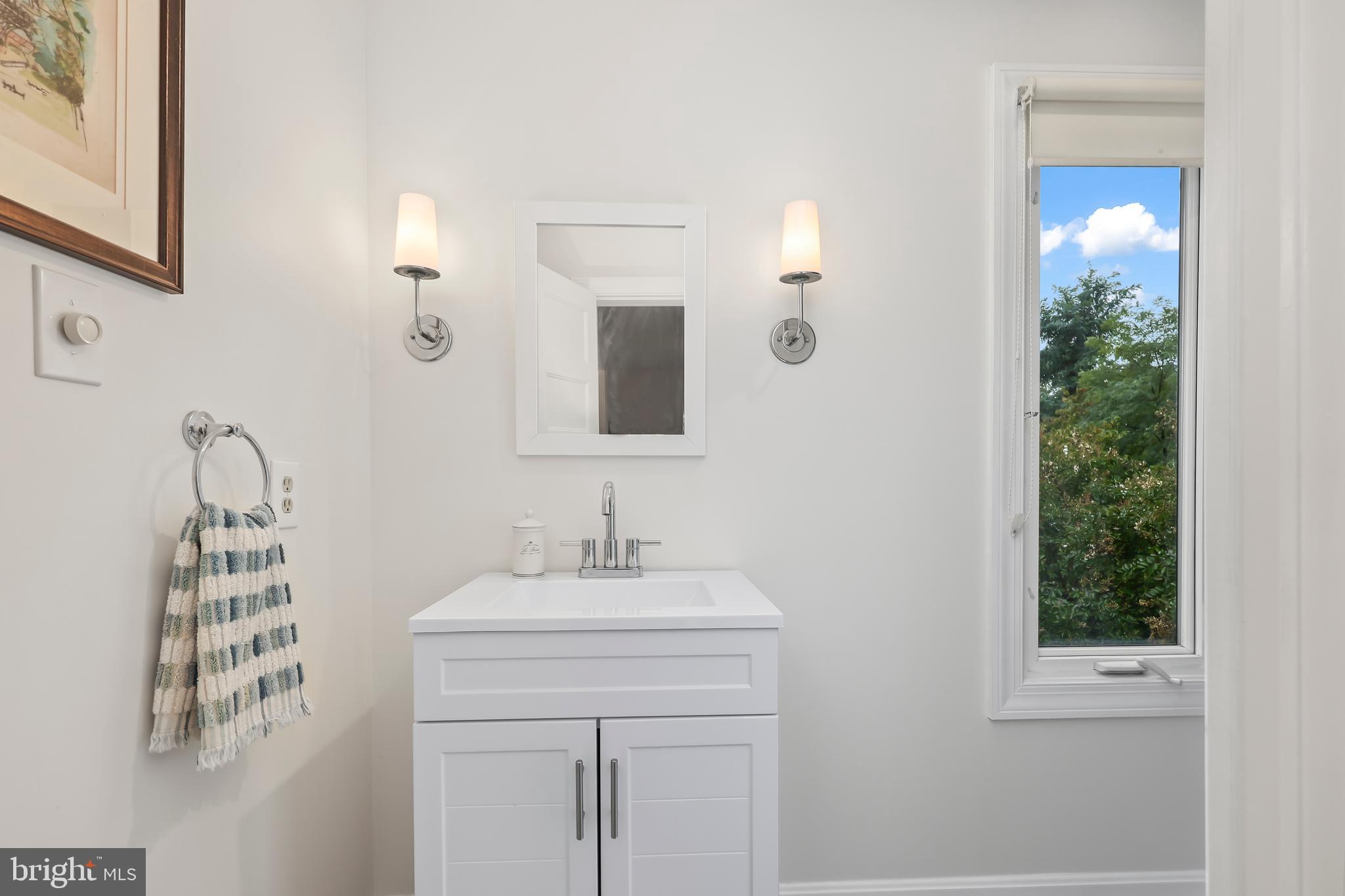 14803 Purcellville Rd