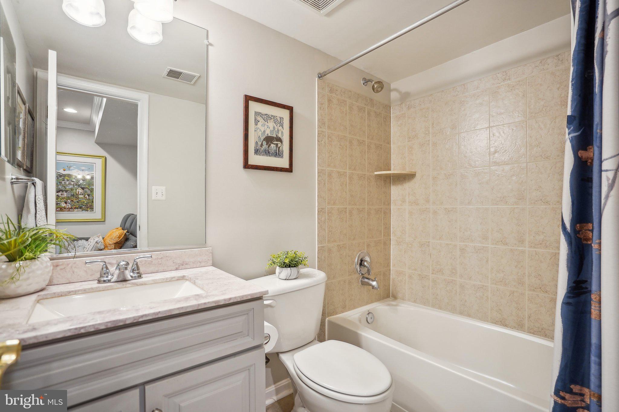 24650 Kings Canyon Sq