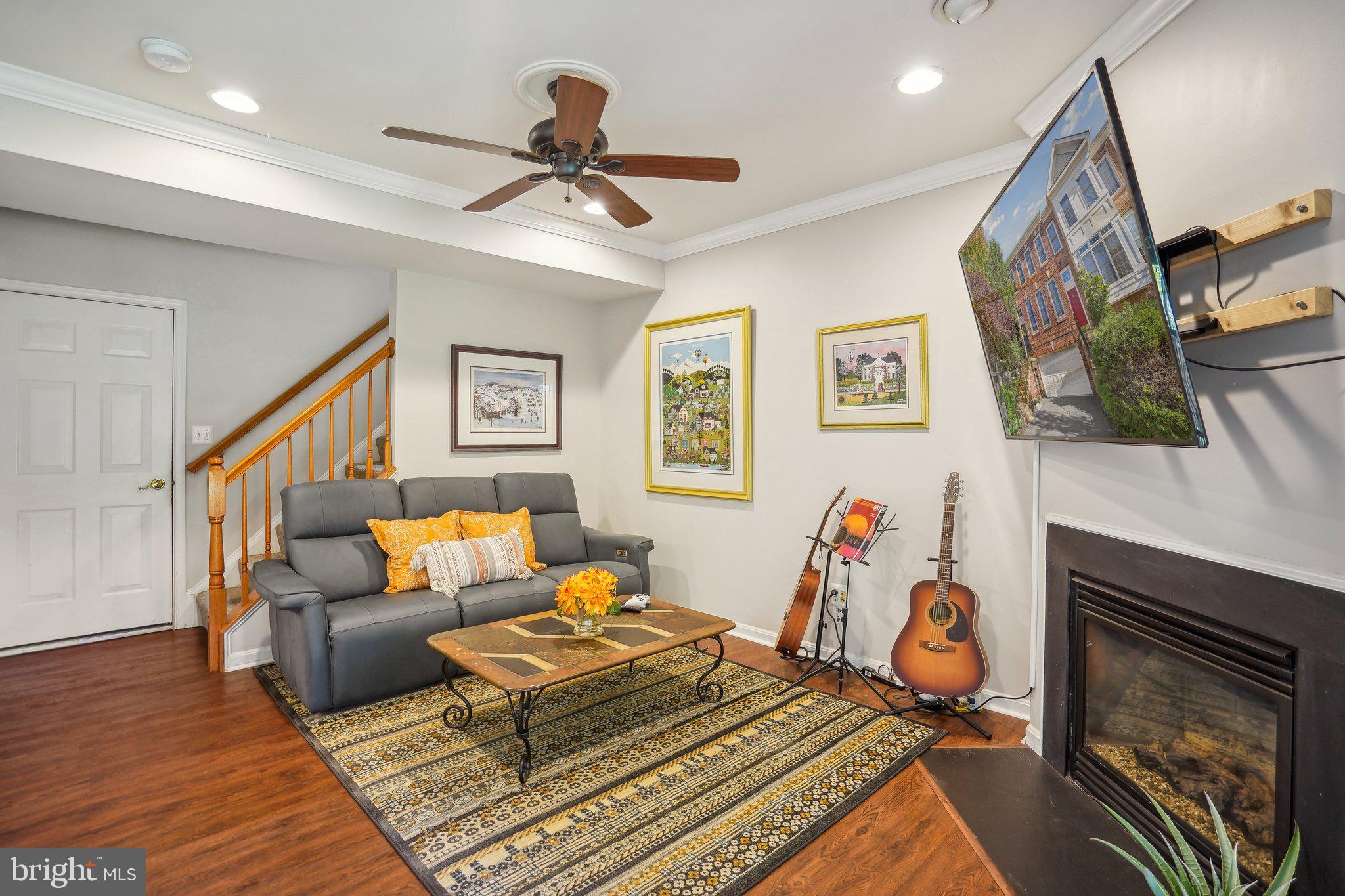 24650 Kings Canyon Sq