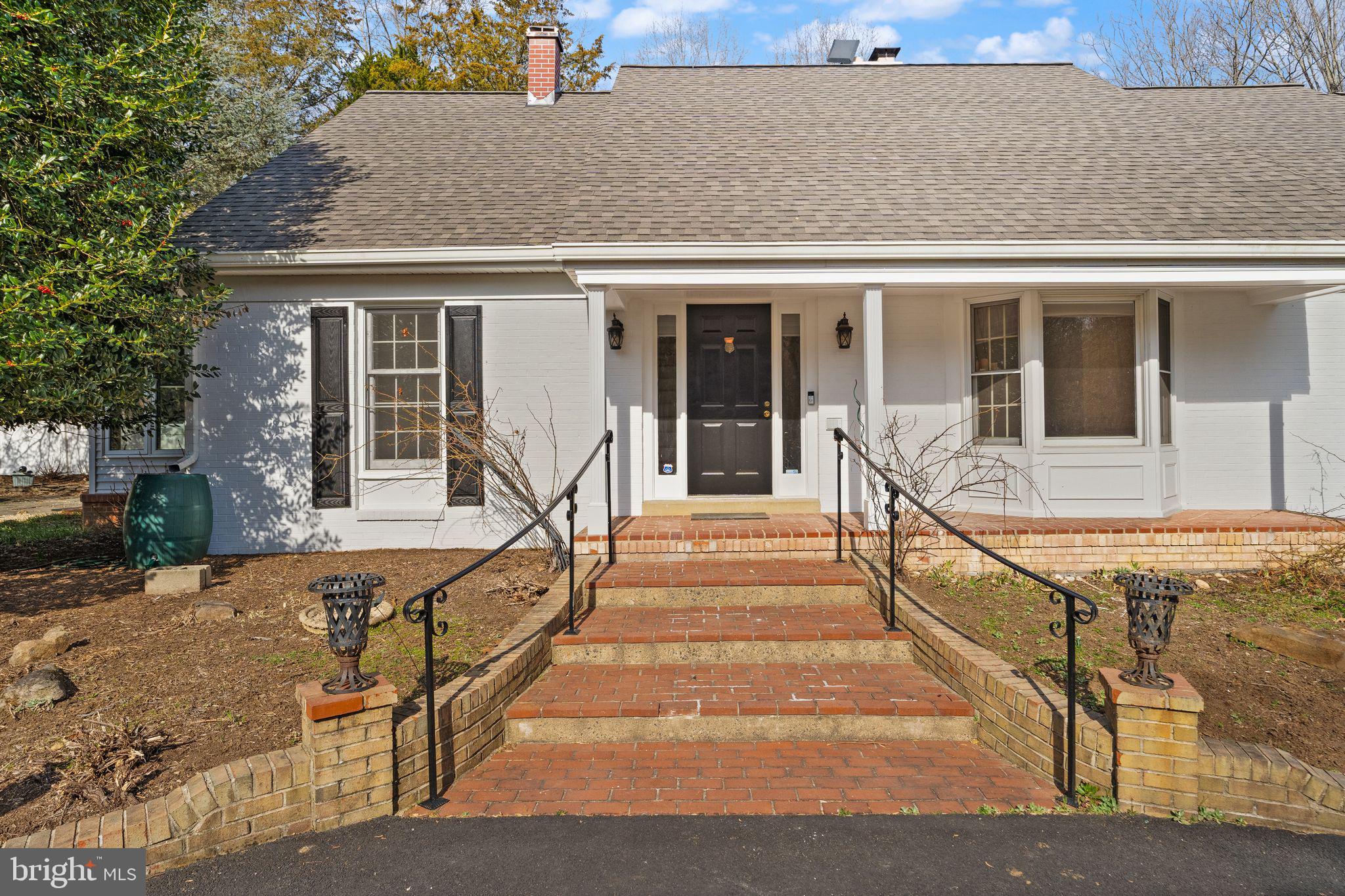 12004 ROBIN DR