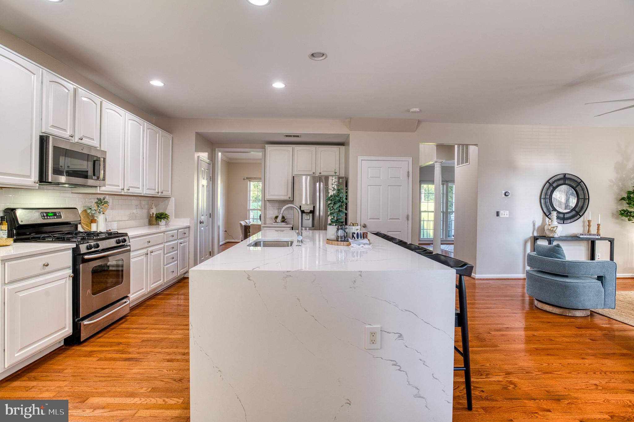 17057 LOFTRIDGE LANE