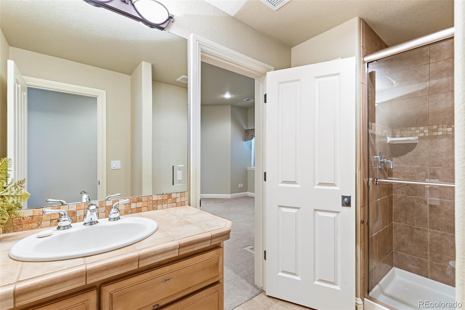 9444 E Orchard Drive