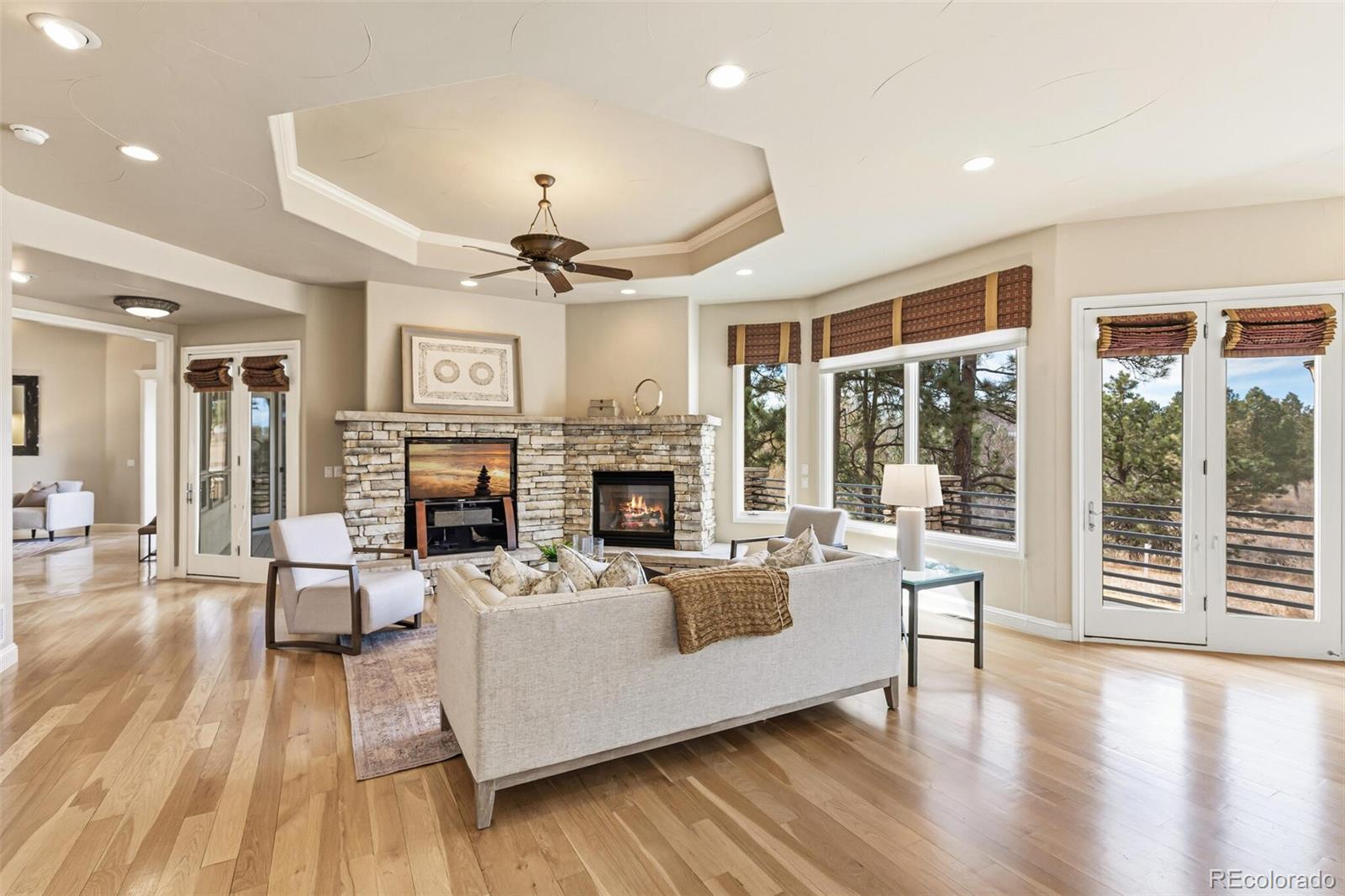 9444 E Orchard Drive