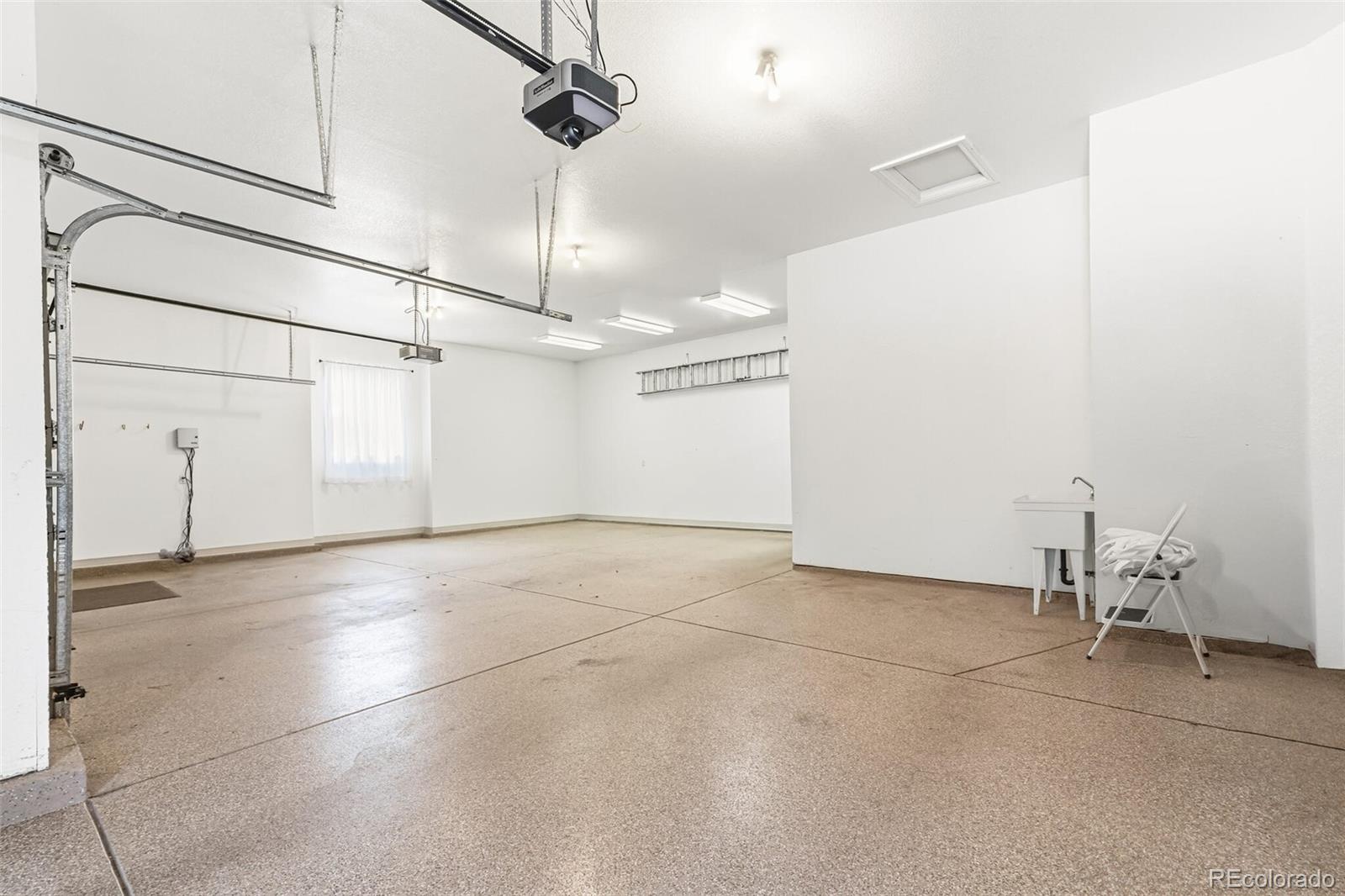 9444 E Orchard Drive