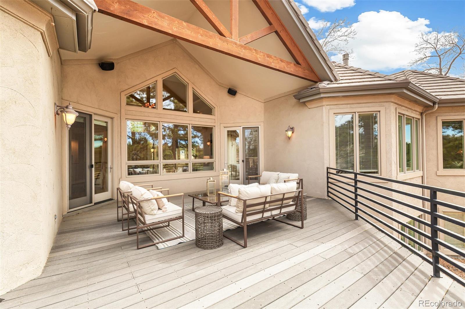 9444 E Orchard Drive