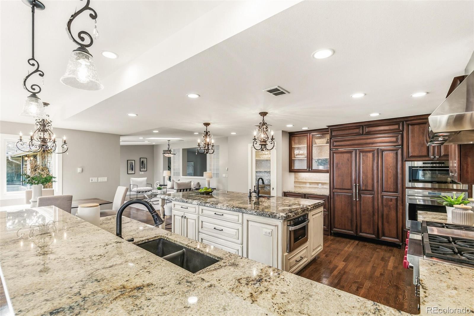 5430 S Jasmine Street