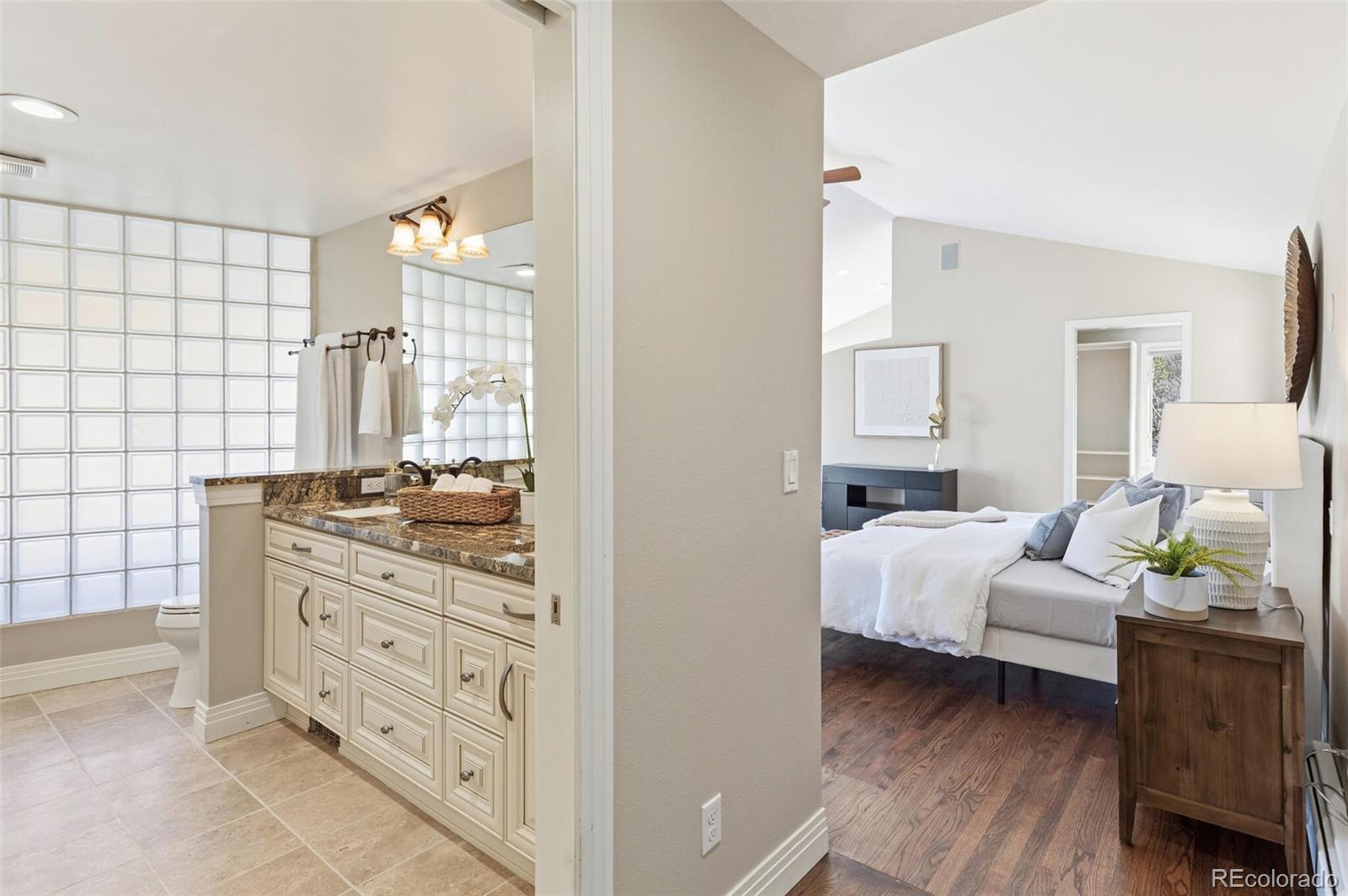 5430 S Jasmine Street