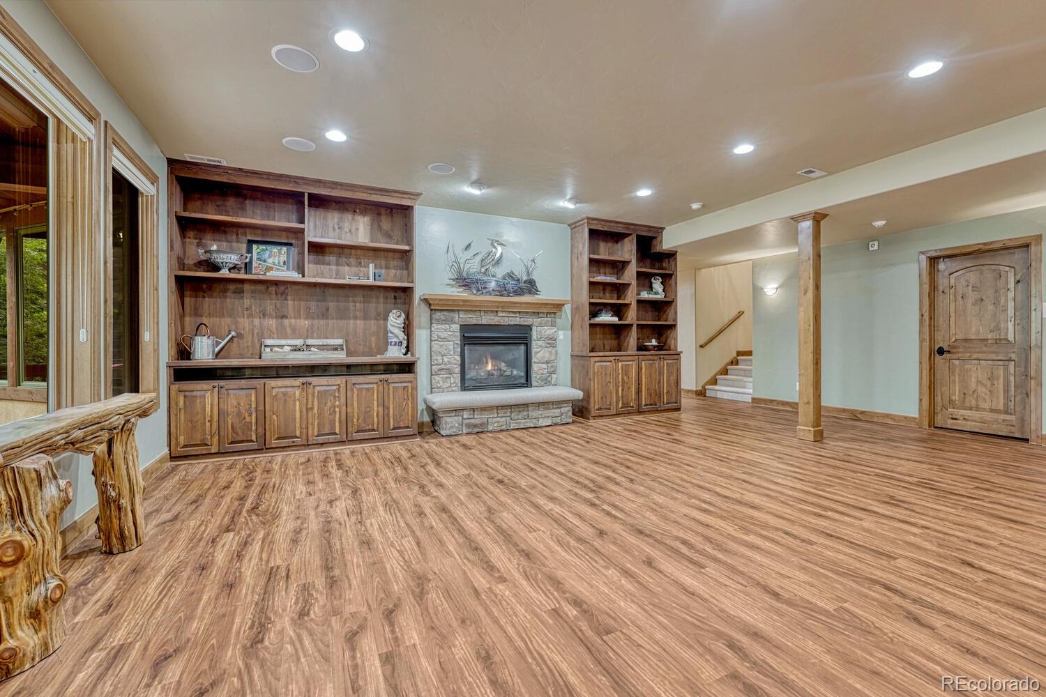 2392 Saddleback Drive