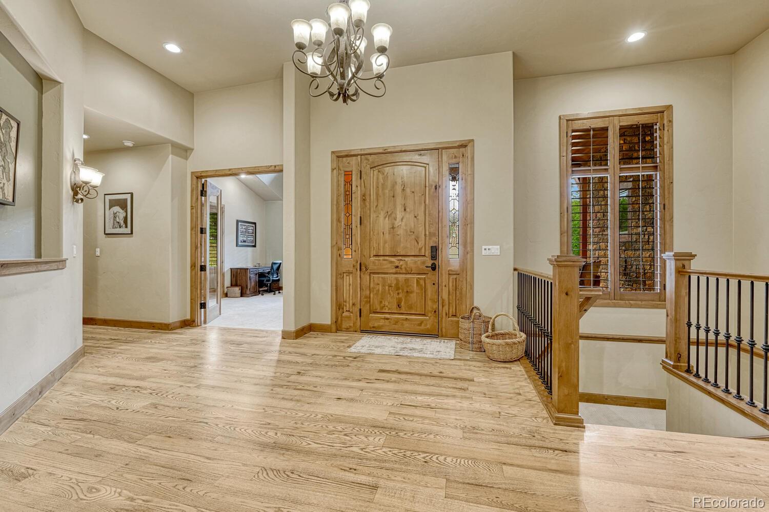 2392 Saddleback Drive