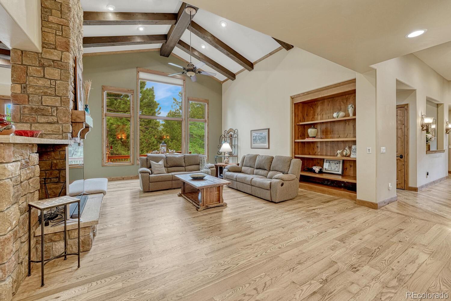 2392 Saddleback Drive