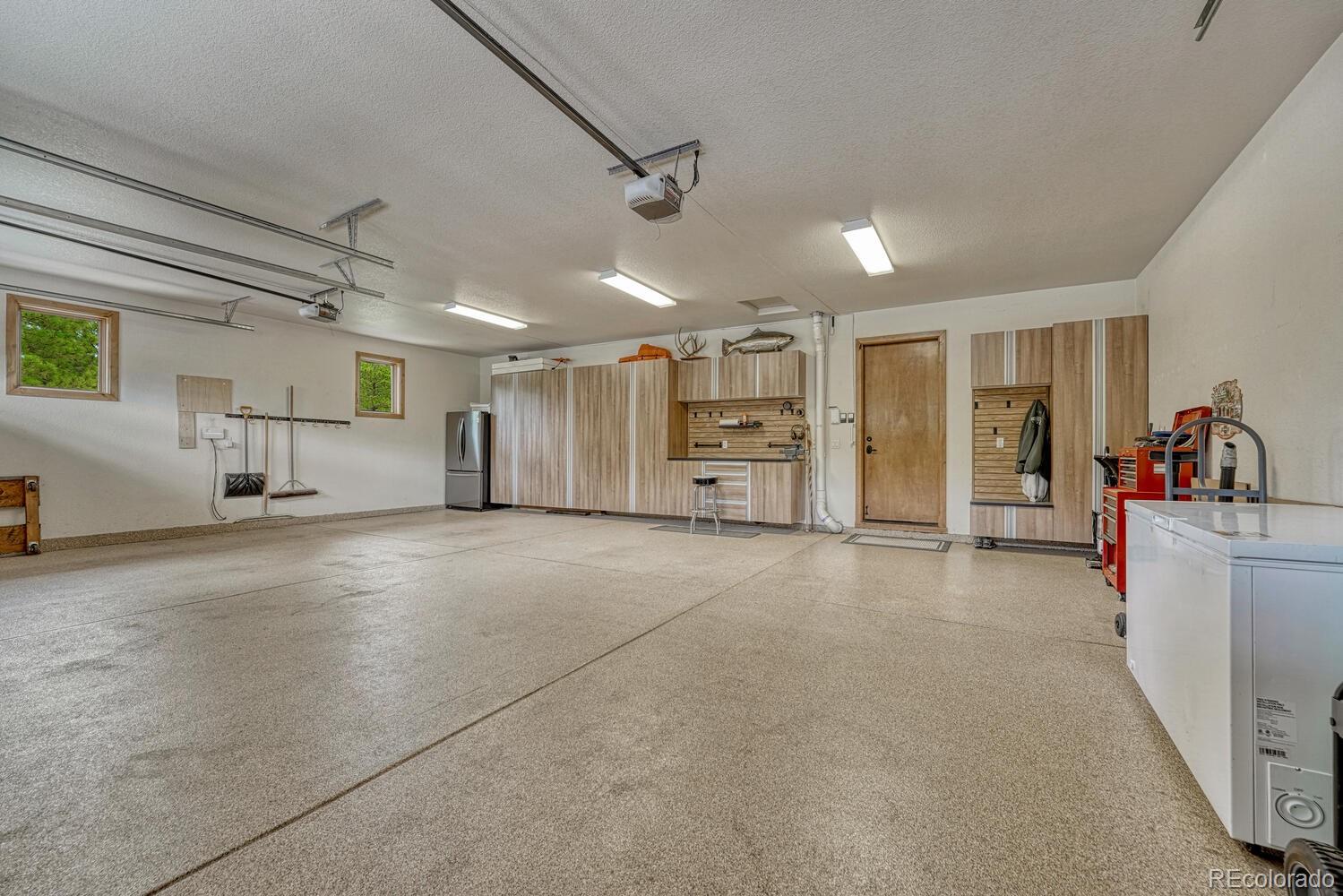 2392 Saddleback Drive
