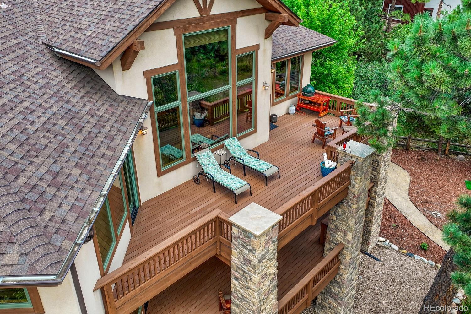 2392 Saddleback Drive