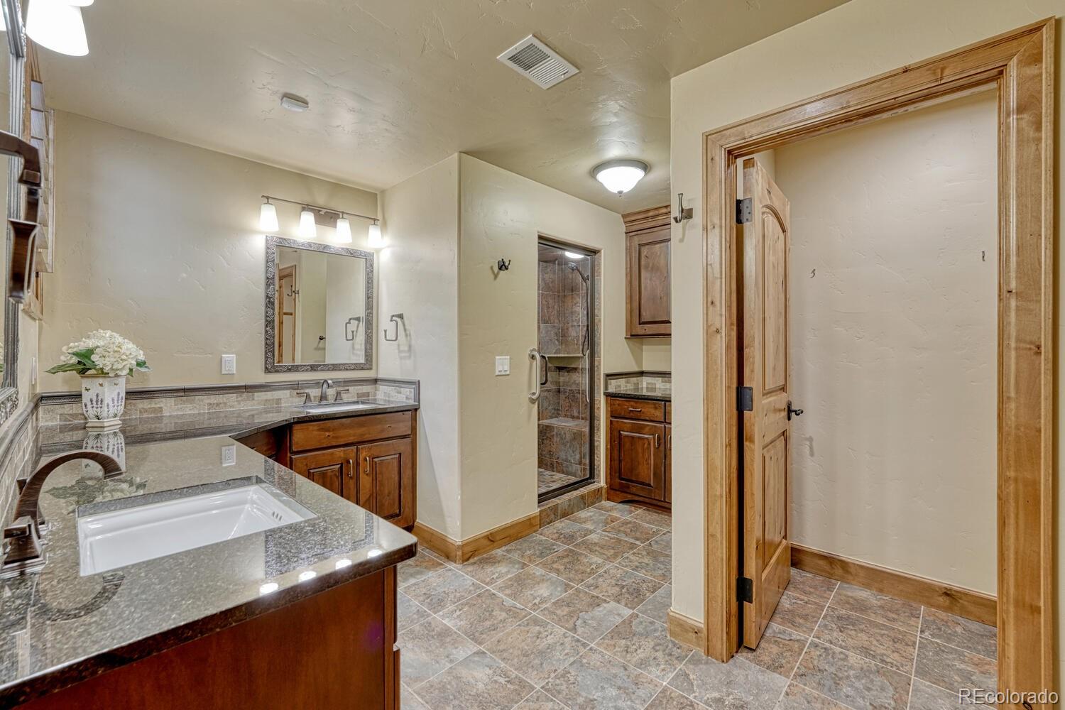 2392 Saddleback Drive