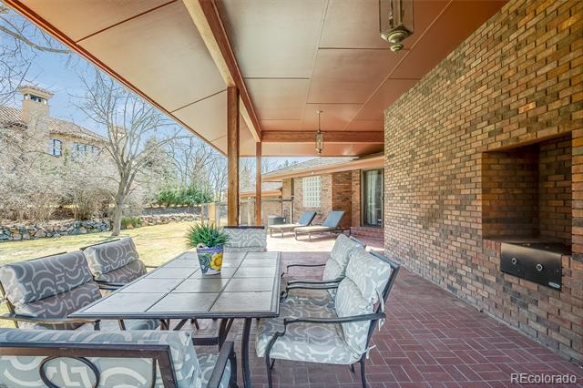 40 Charlou Circle