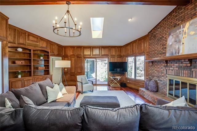 40 Charlou Circle
