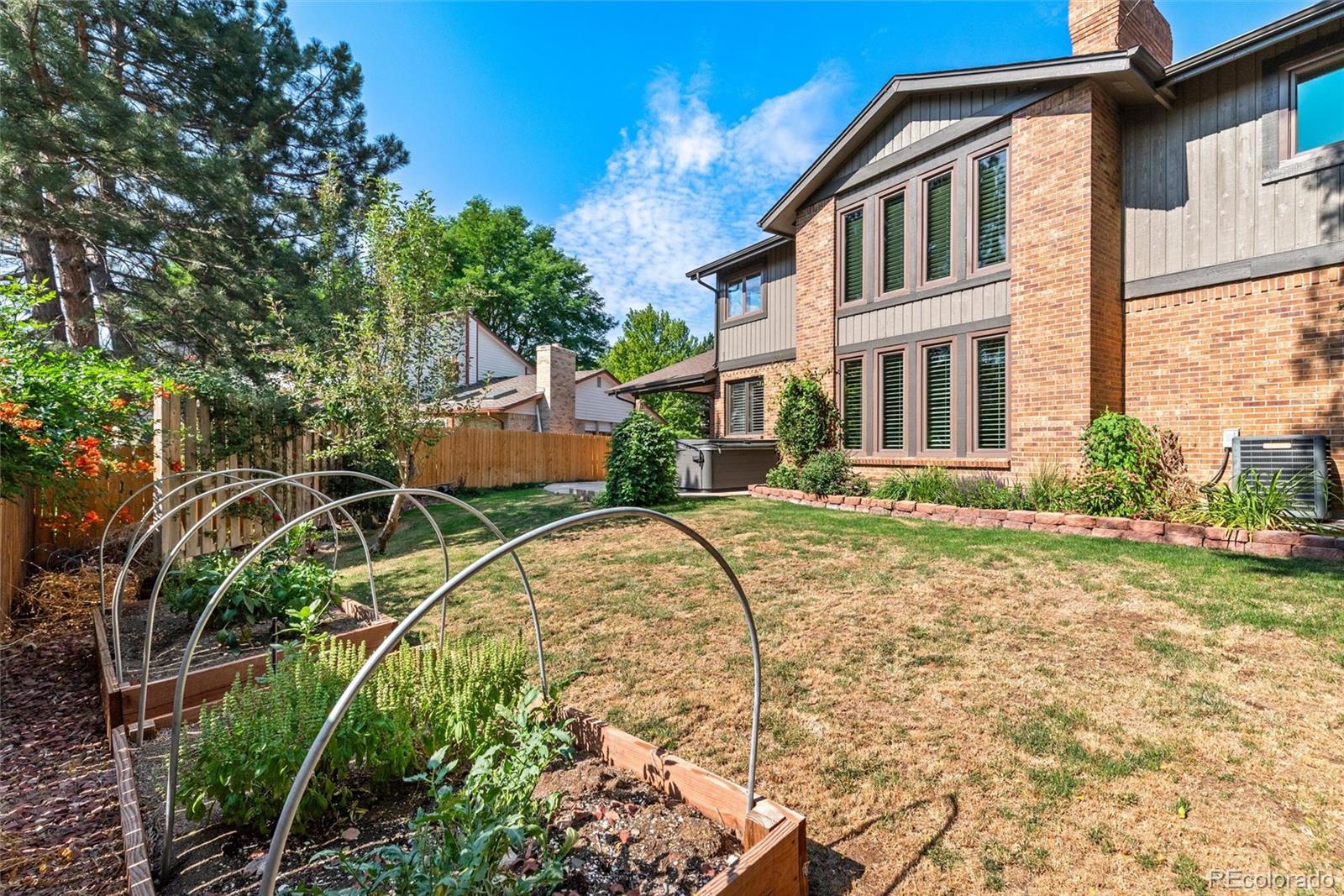 6154 S Macon Way