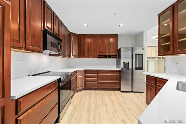 475 W 12th Avenue Unit: 6G