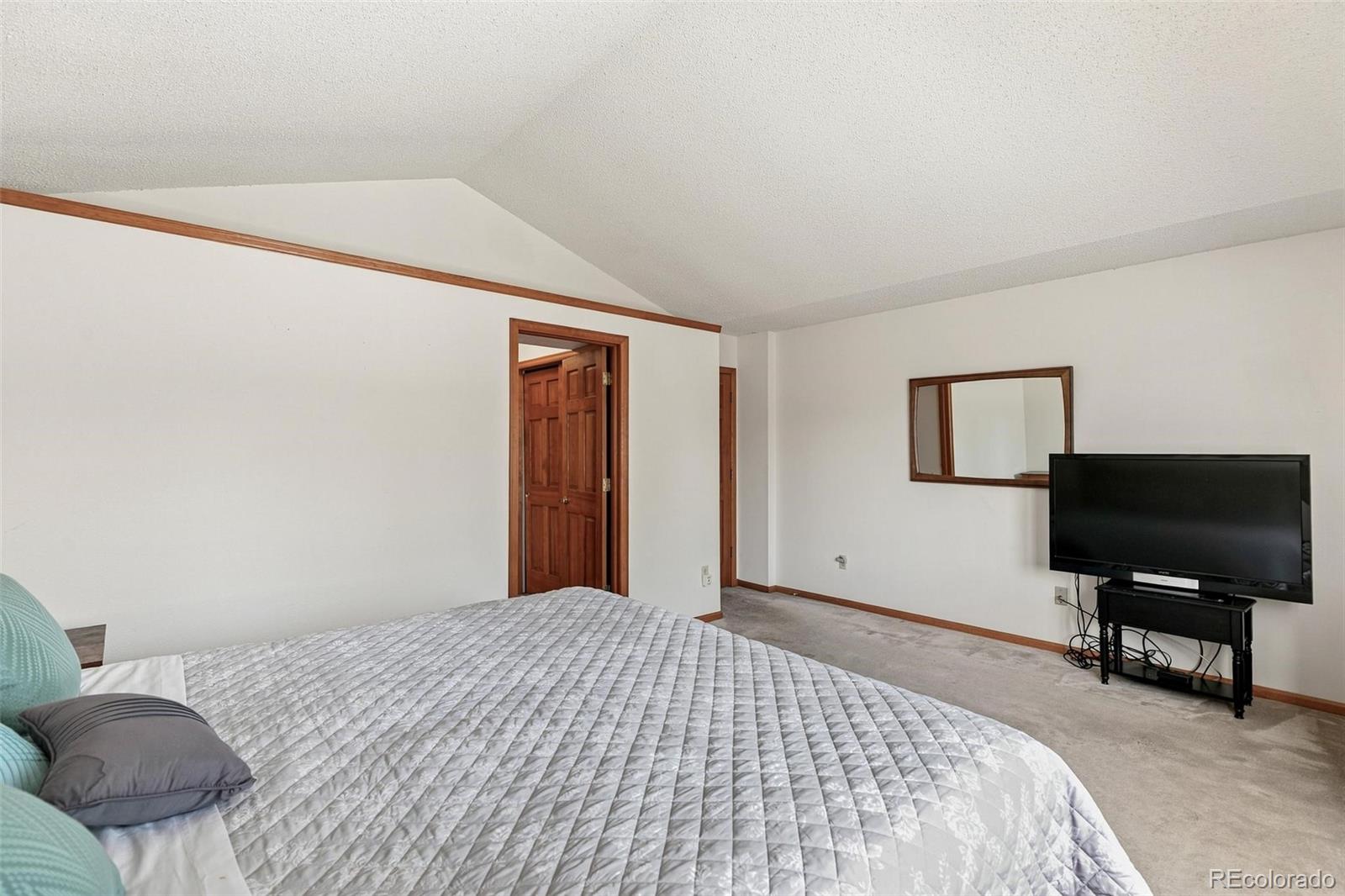7471 Rattlesnake Drive