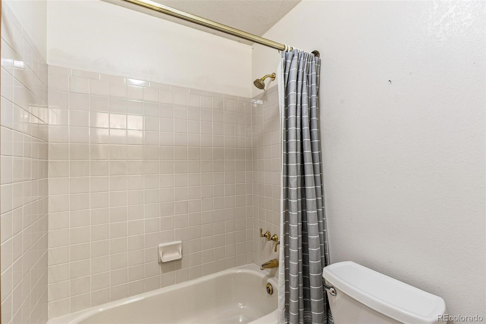 7471 Rattlesnake Drive