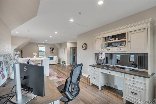 1091 Colt Circle