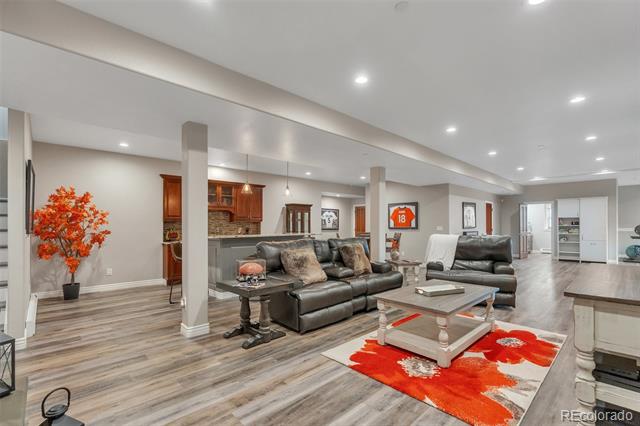1091 Colt Circle