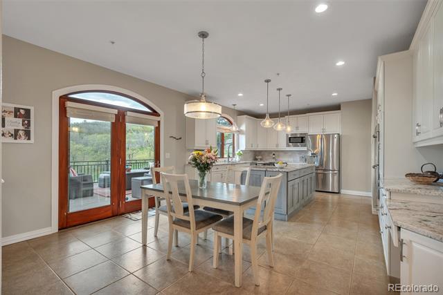 1091 Colt Circle