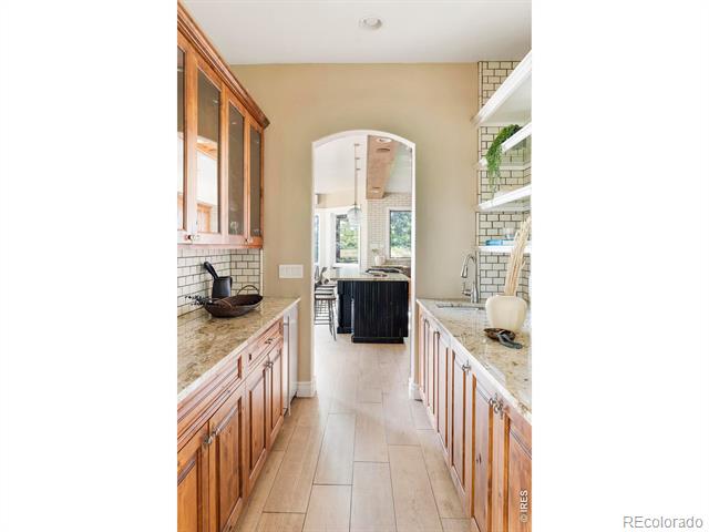 9665 Avocet Lane