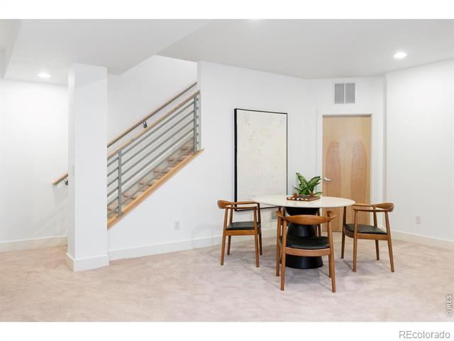 5247 5th Street