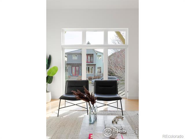 5247 5th Street