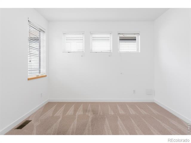5247 5th Street