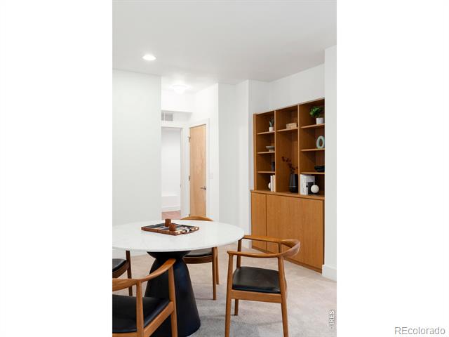 5247 5th Street