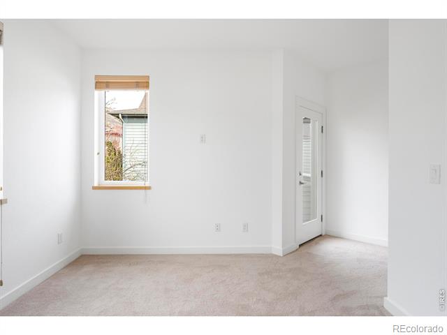 5247 5th Street