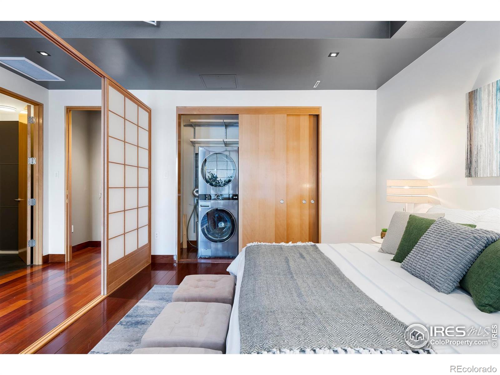 1155 Canyon Boulevard Unit: 207