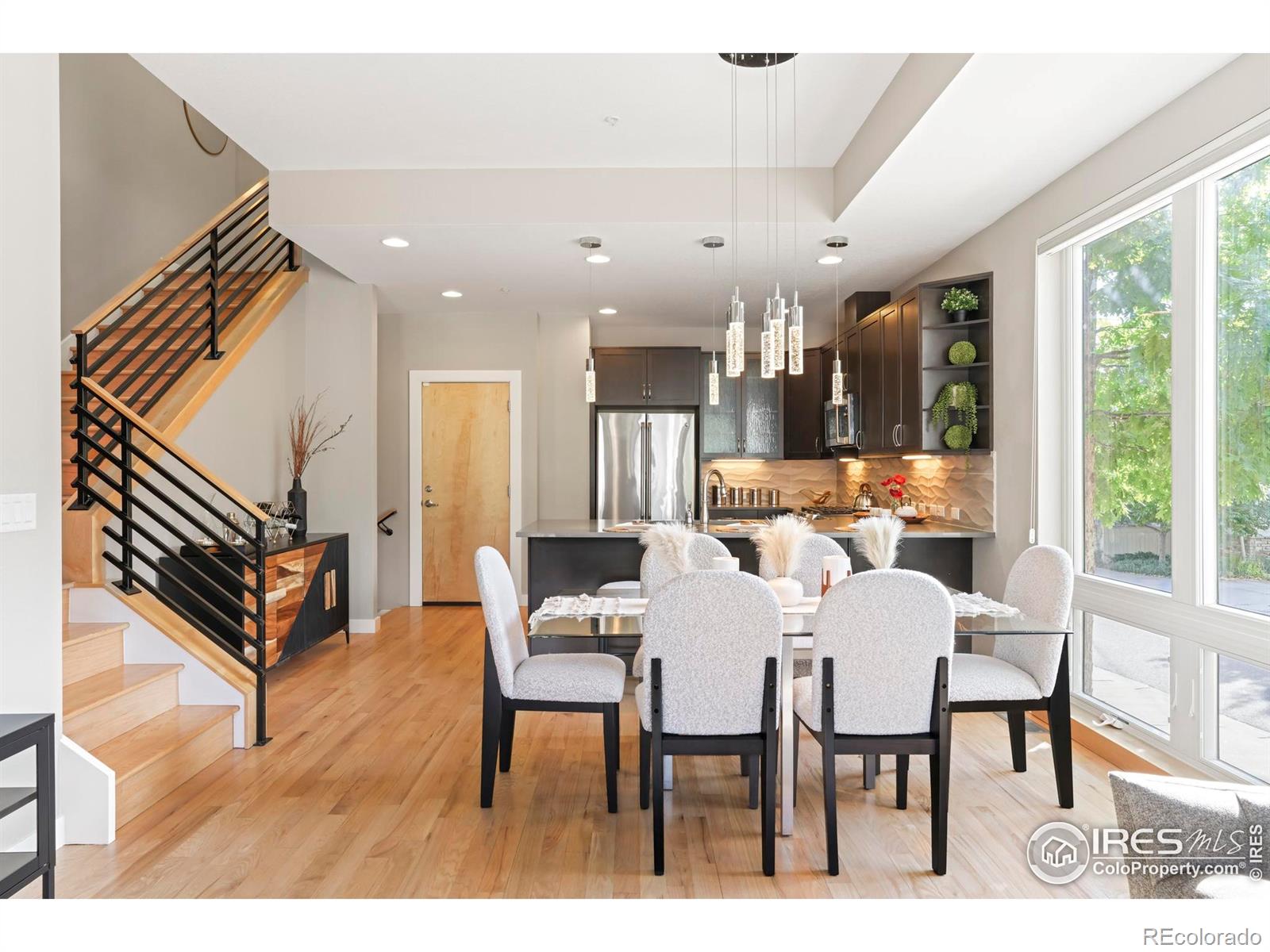 5318 5th Street Unit: F