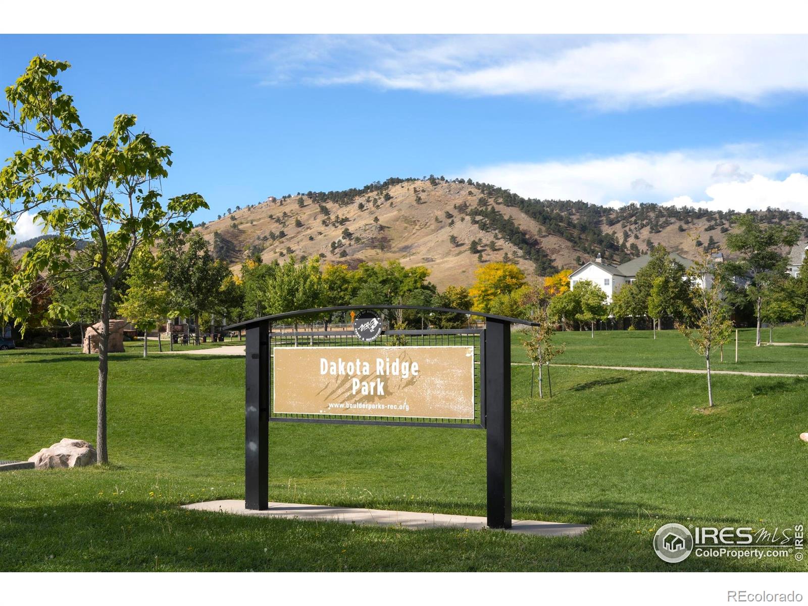 5318 5th Street Unit: F