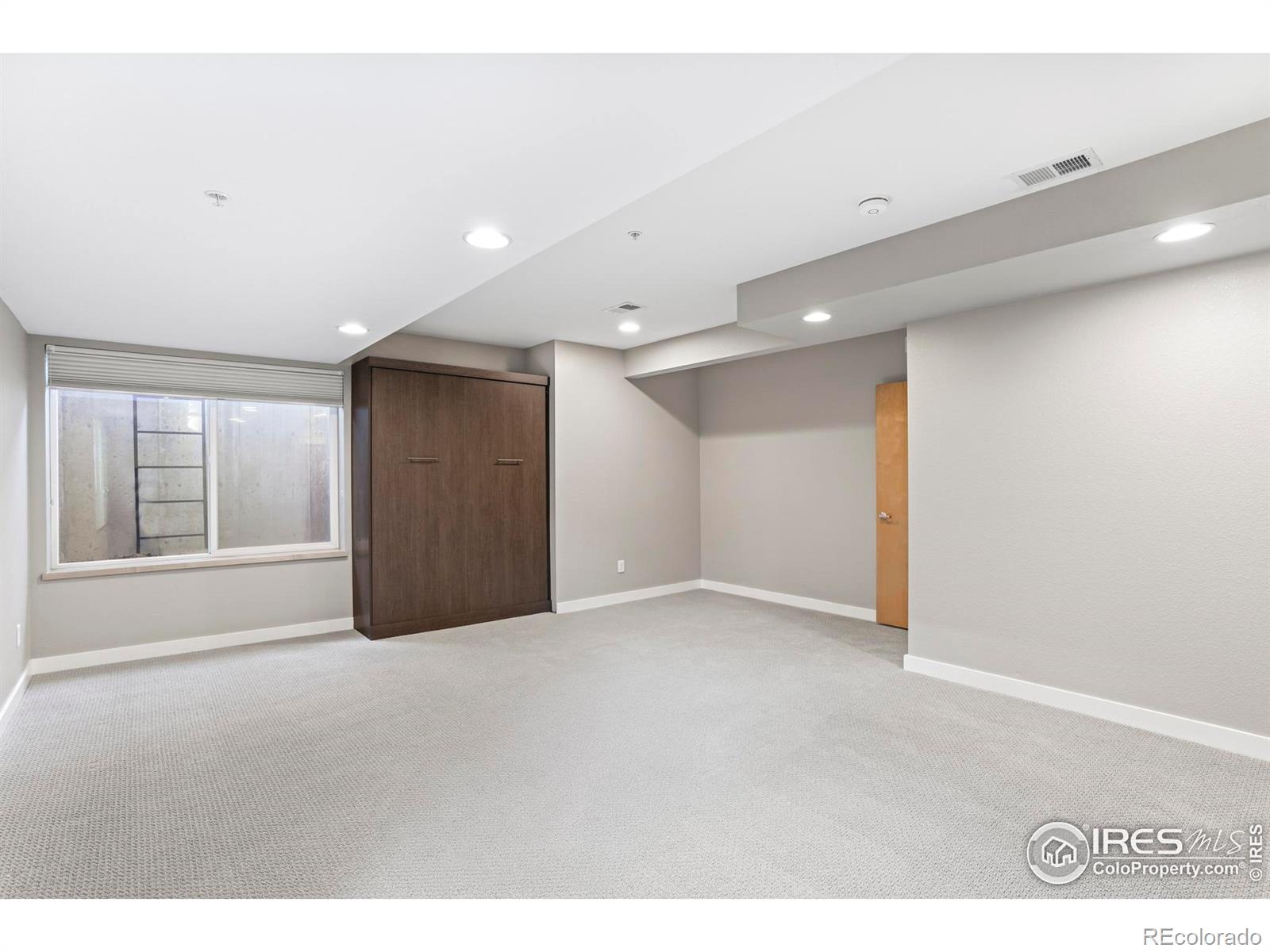 5318 5th Street Unit: F