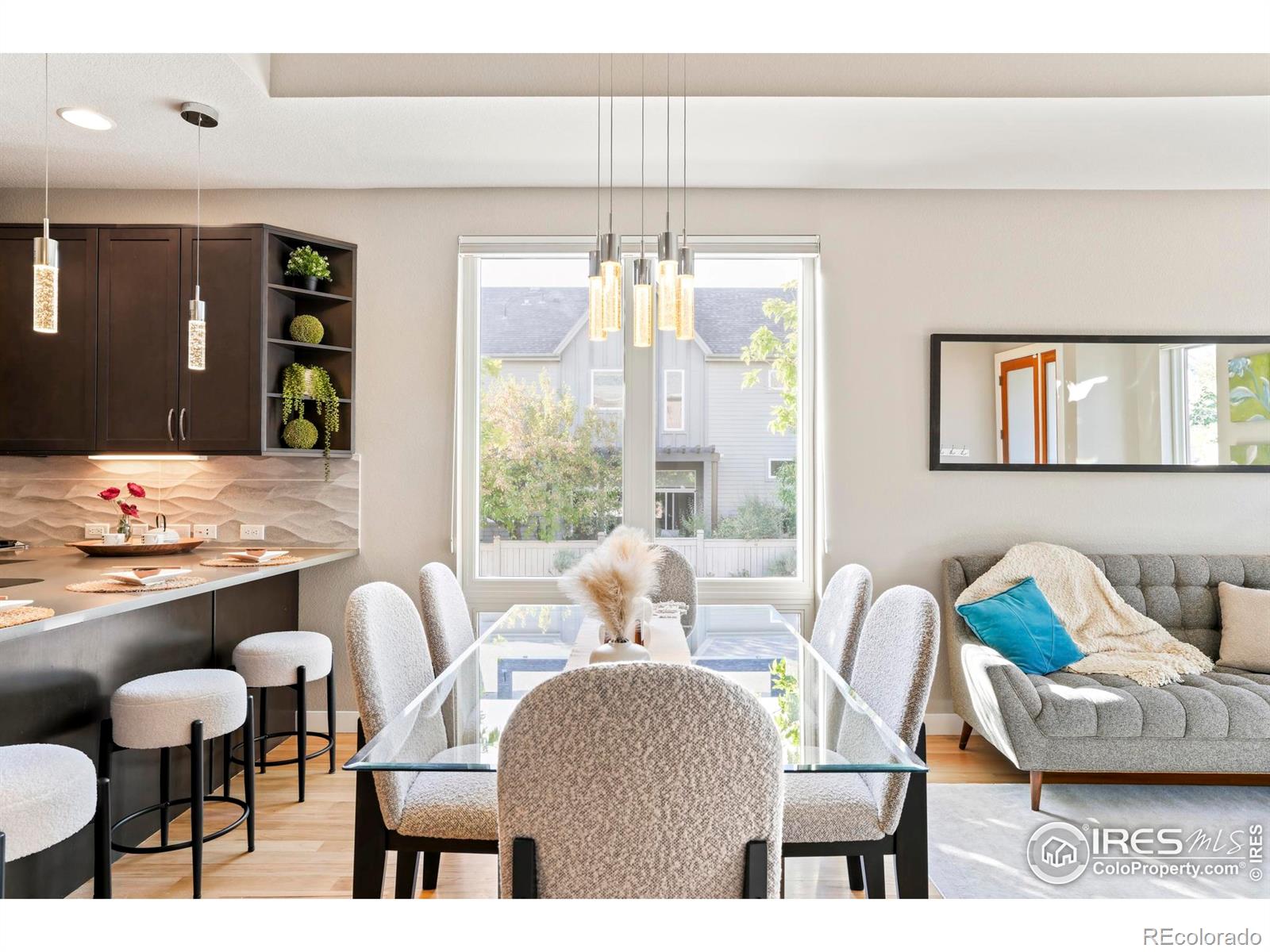 5318 5th Street Unit: F