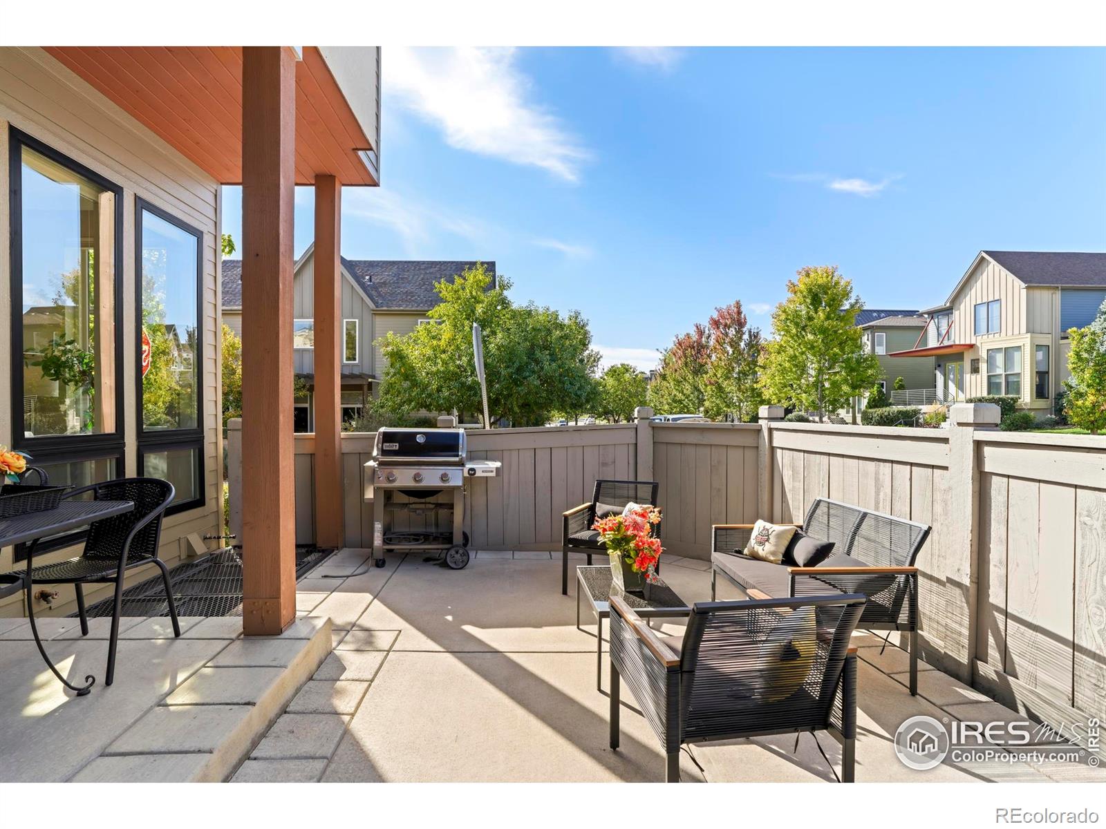 5318 5th Street Unit: F